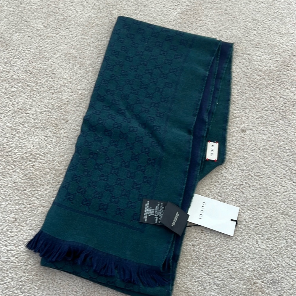 Gucci scarf brand new with tags